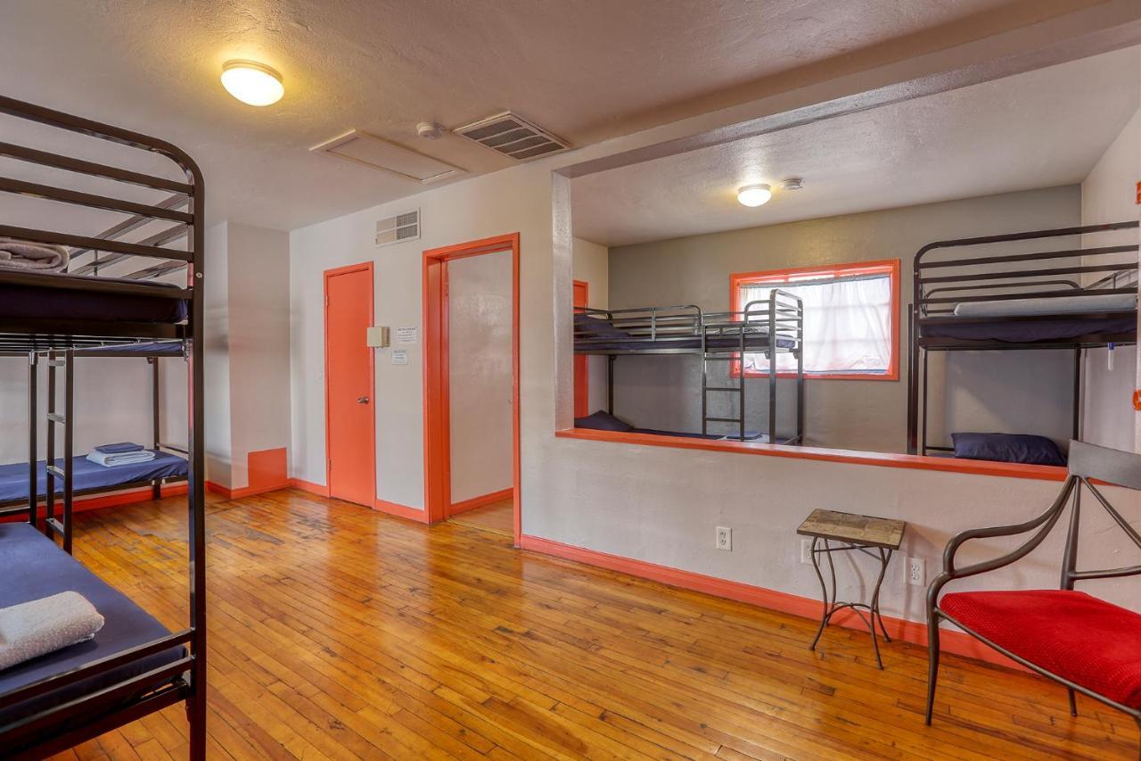 Sin City Hostel Las Vegas Extérieur photo